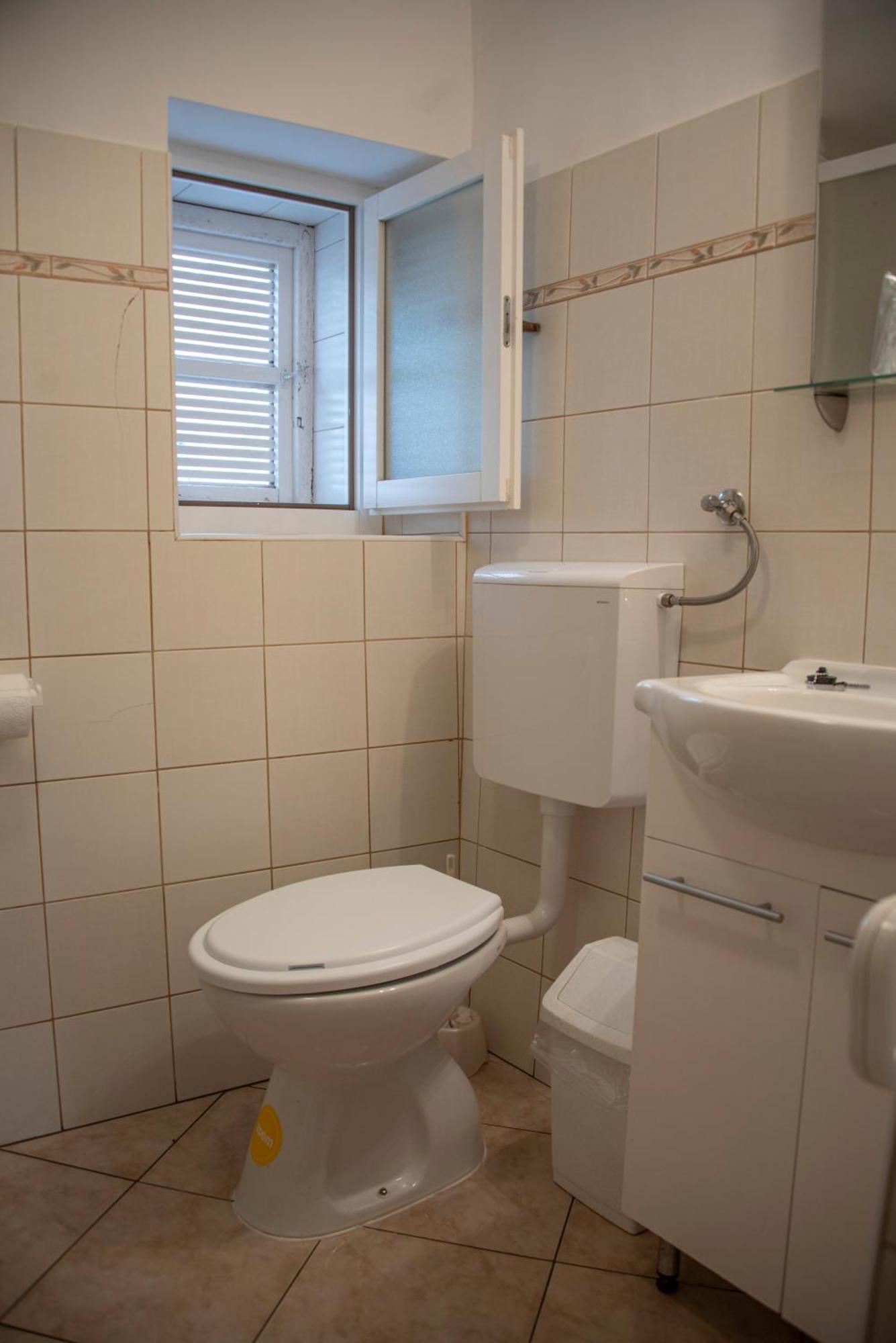 Apartman Nives Lubenice Extérieur photo