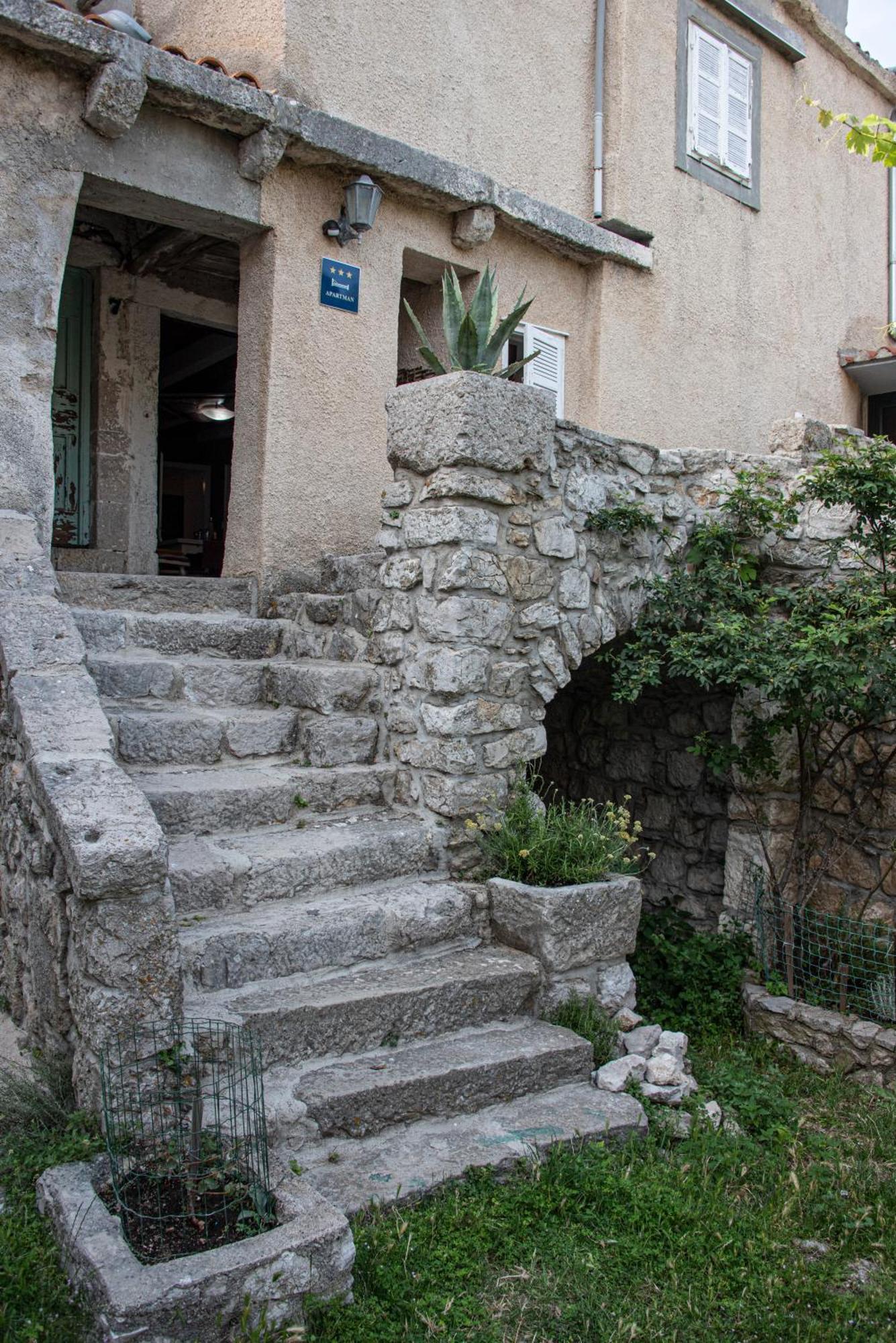 Apartman Nives Lubenice Extérieur photo