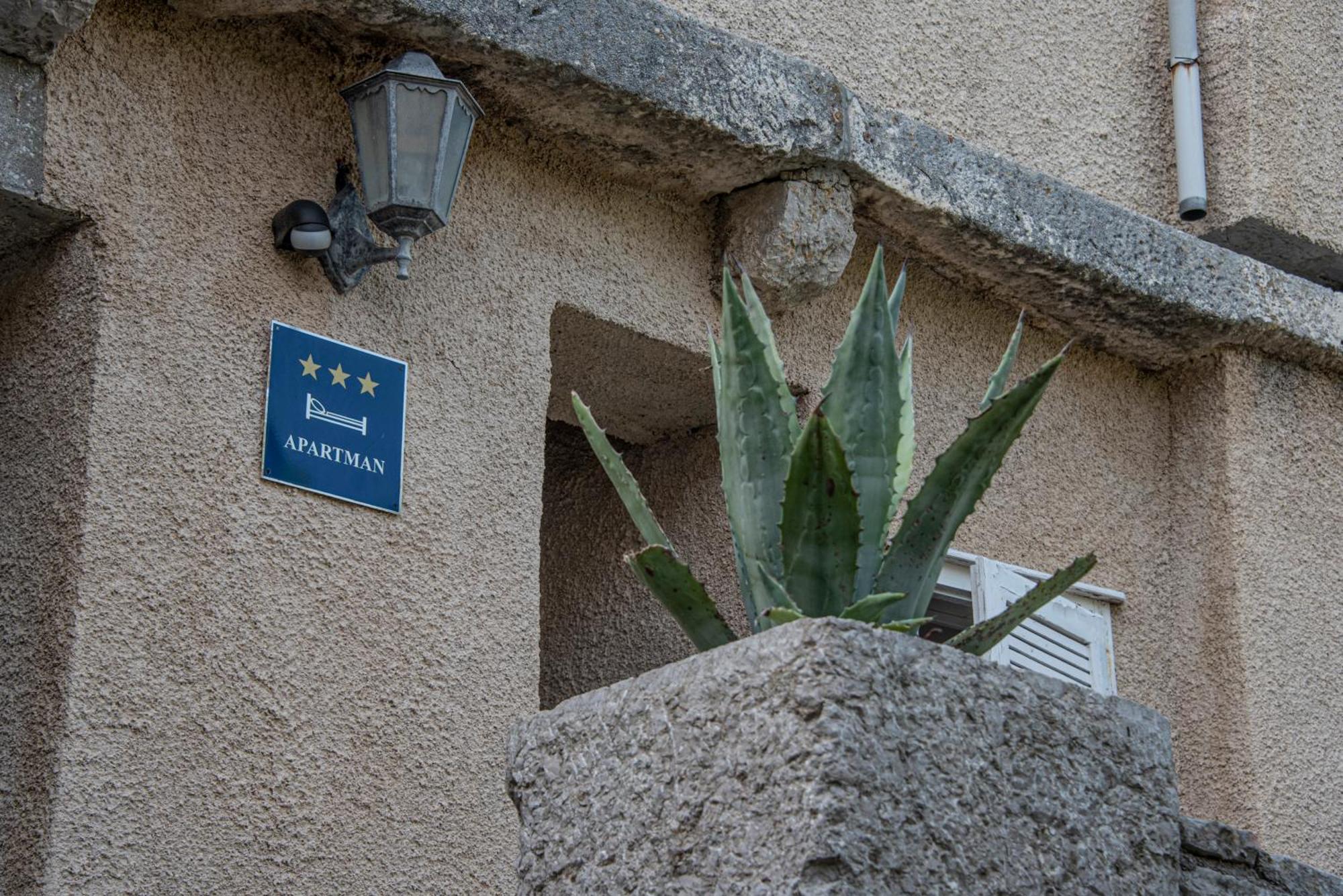 Apartman Nives Lubenice Extérieur photo